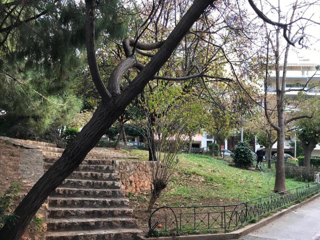 Kynosargous Square'S Apartment Athena Bagian luar foto