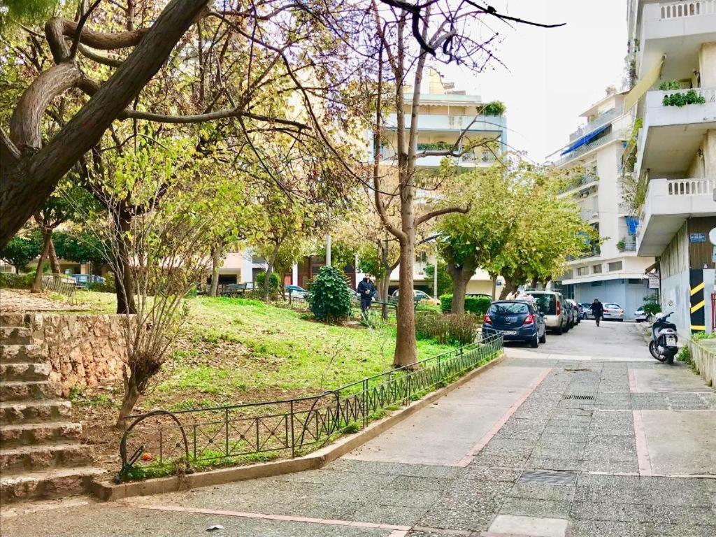 Kynosargous Square'S Apartment Athena Bagian luar foto