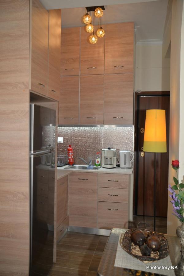 Kynosargous Square'S Apartment Athena Bagian luar foto